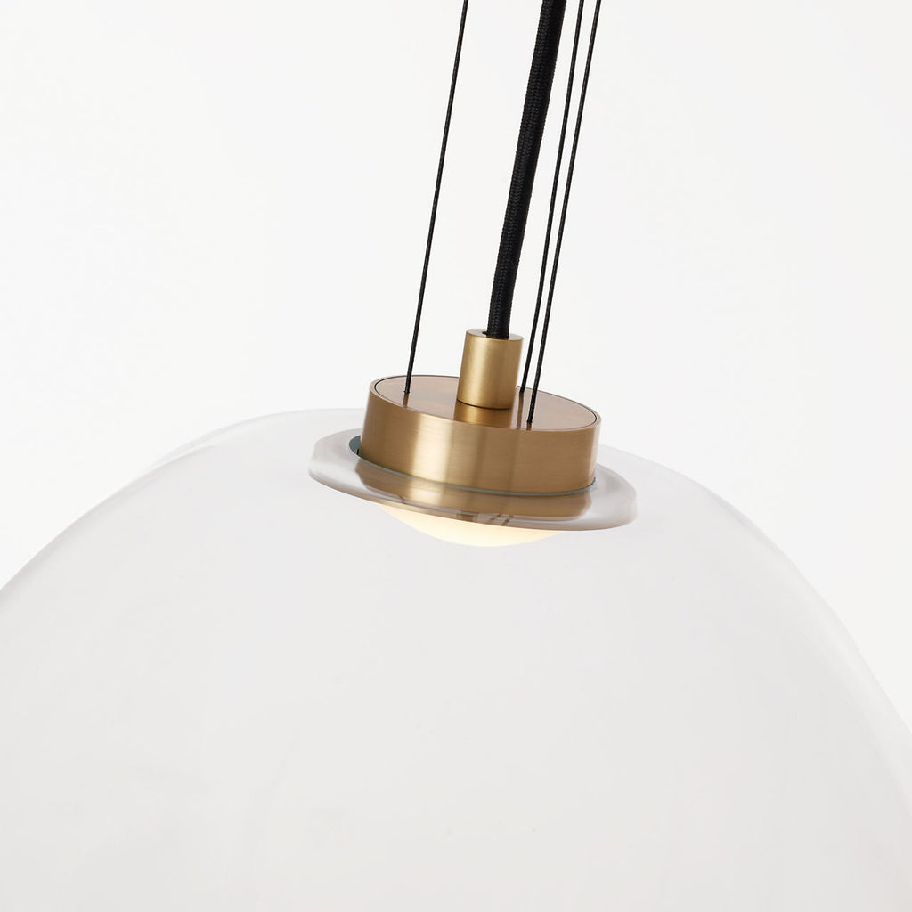 Kapoor Large Pendant clear/Natural Brass 2700K 90 CRI integrated led 90 cri 2700k 120v-277v unv