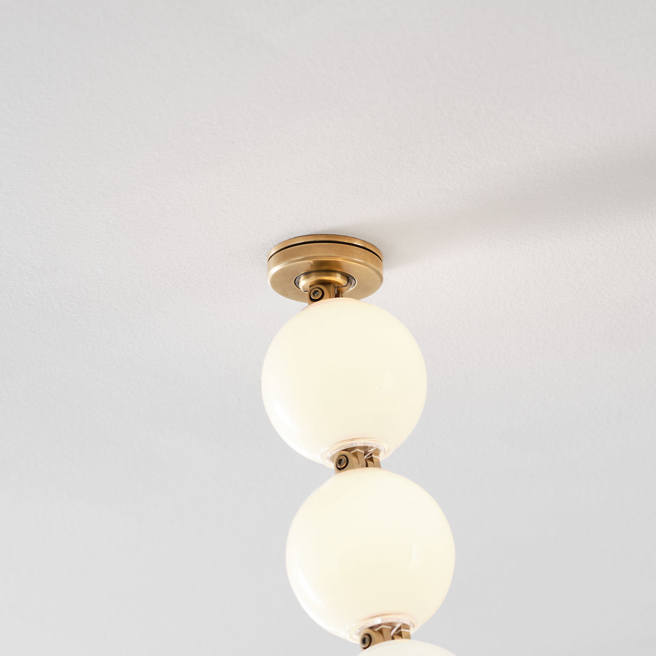 Perle 240 Chandelier | Natural Brass 3000K Remote 120V