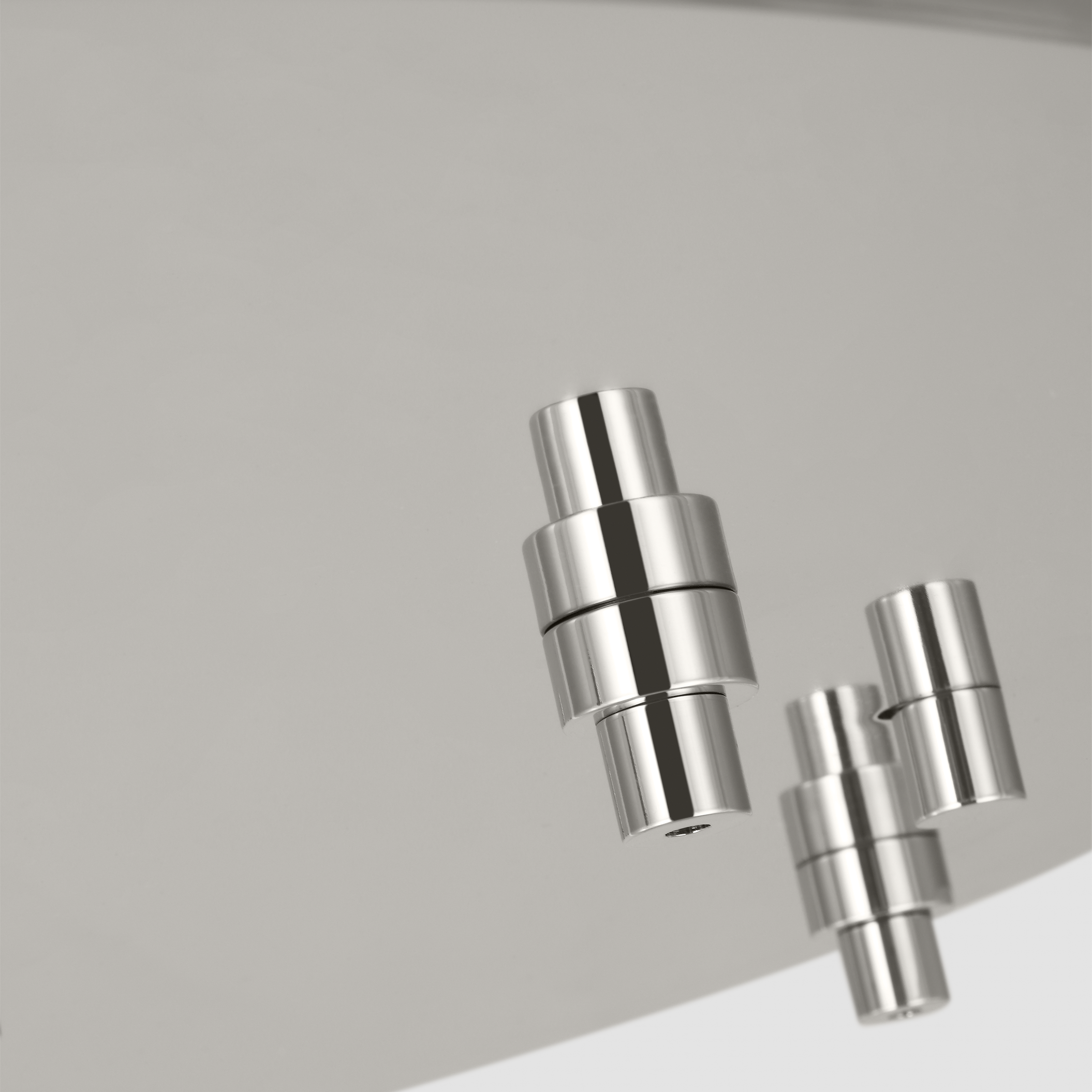 36" Round Multiport Canopy polished nickel