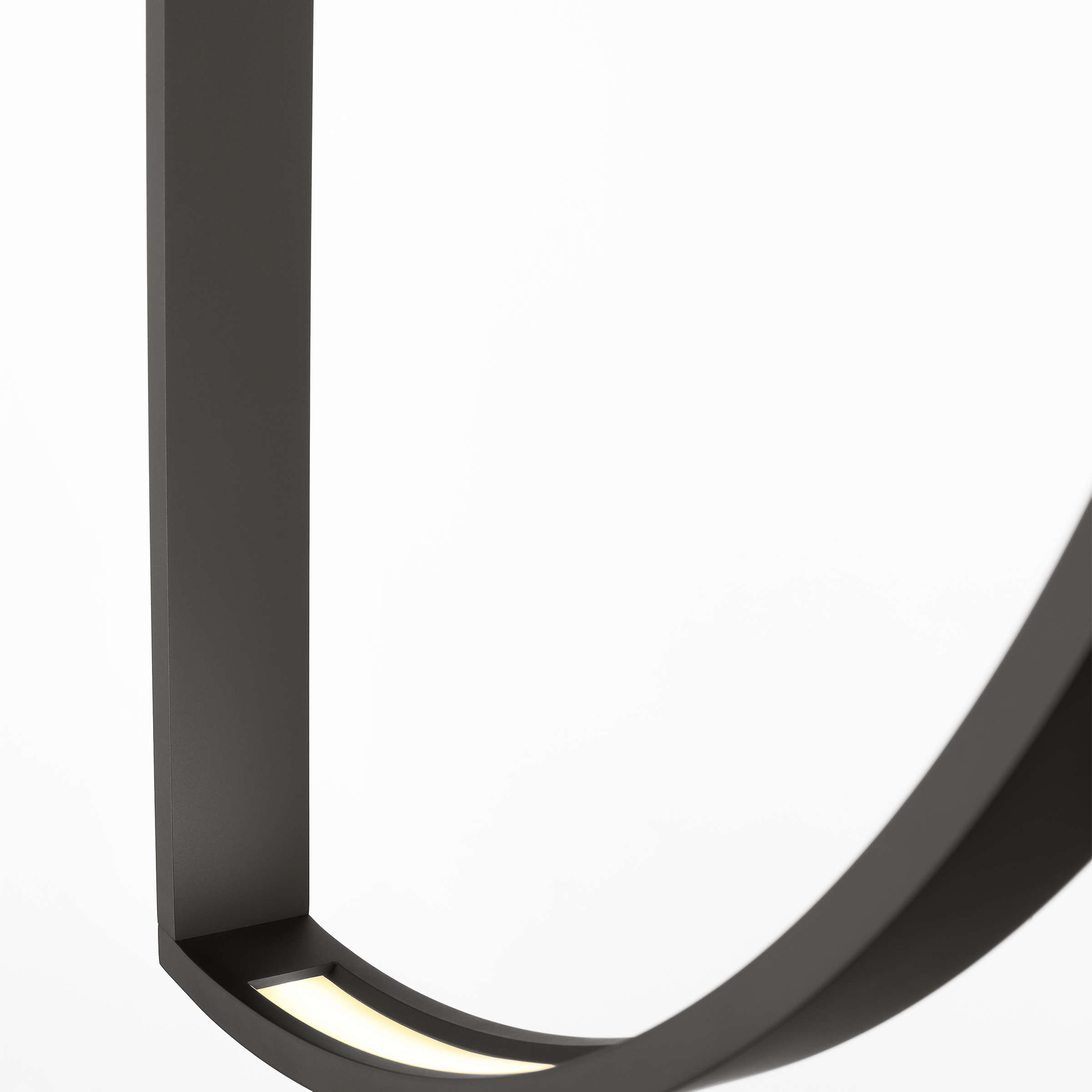 Baku 13 Chandelier Nightshade Black 2700K 90 CRI