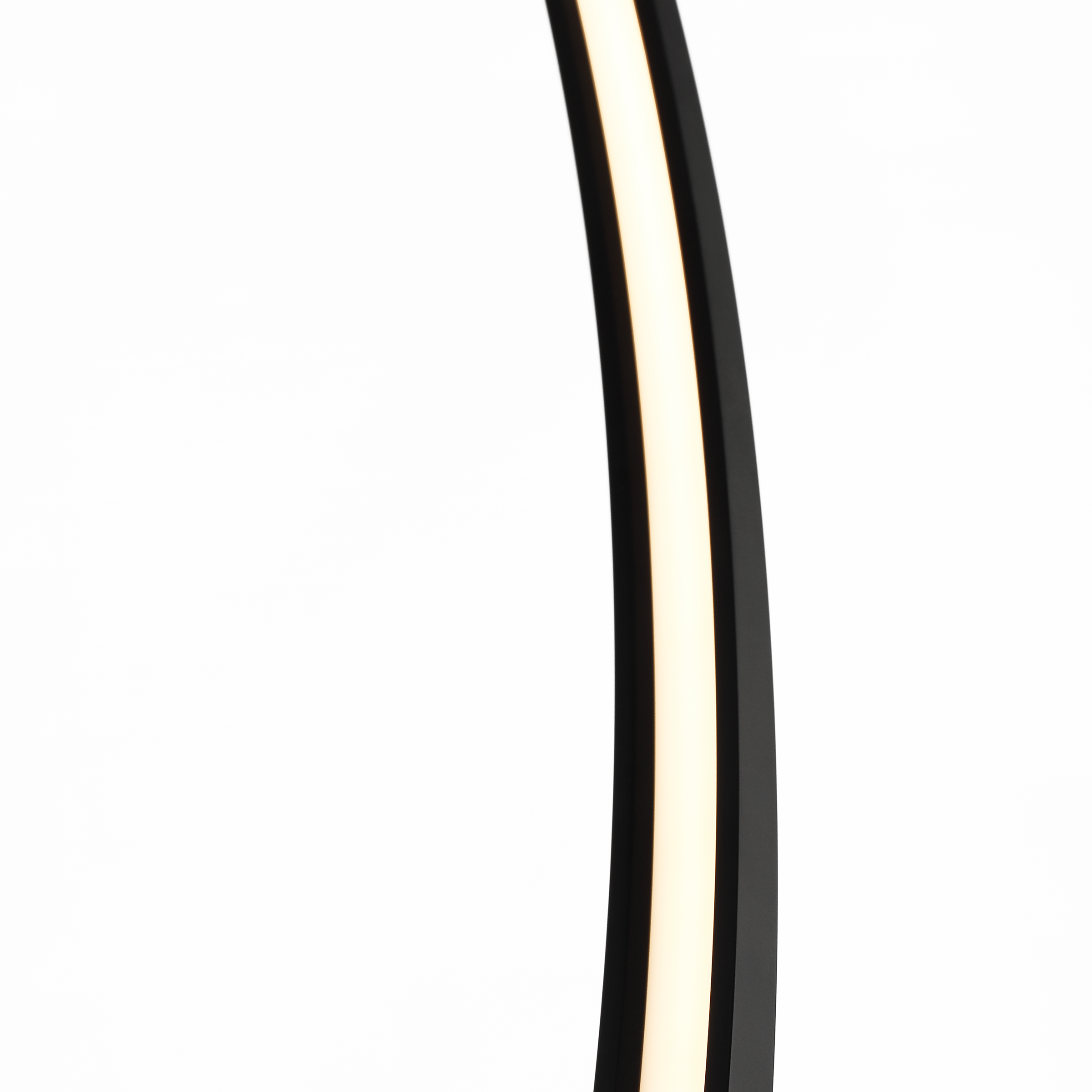 Baku 37 Chandelier Nightshade Black 2700K 90 CRI