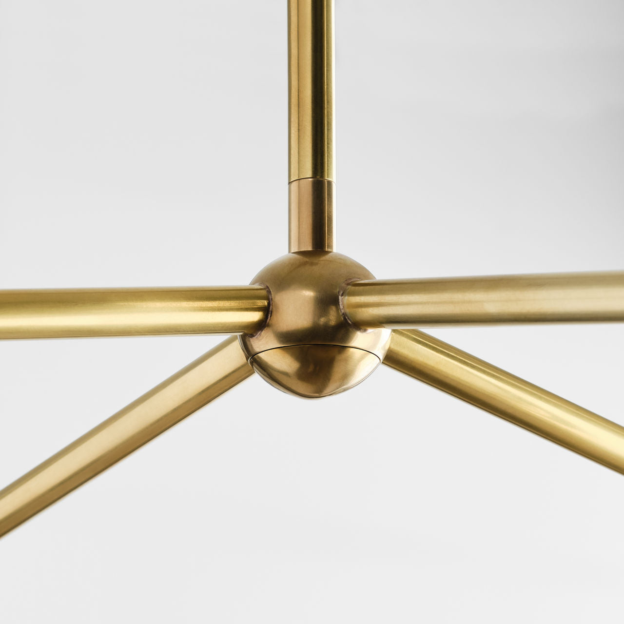 Poza 64 Chandelier hand-rubbed antique brass 2700K 90 CRI