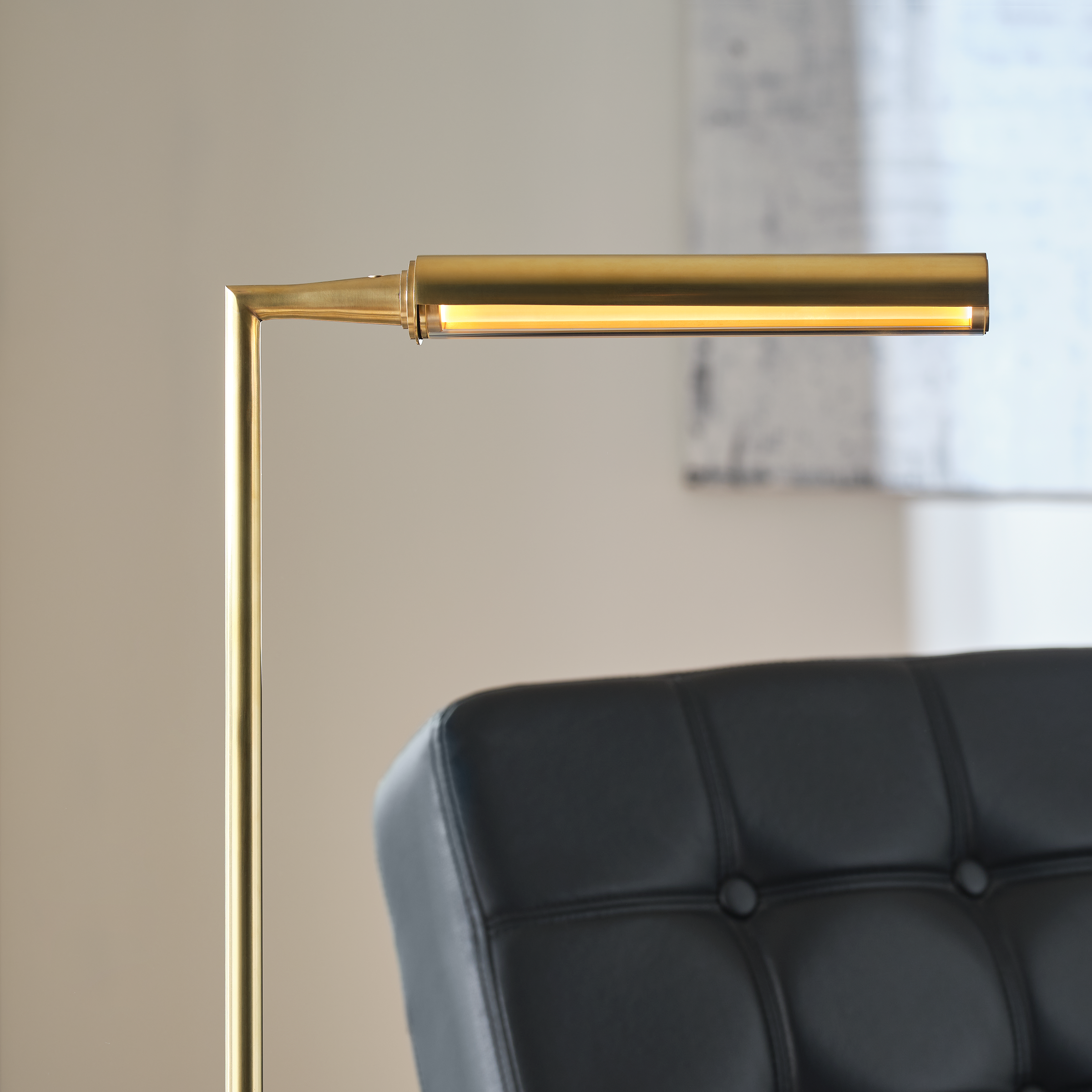 Poza 41 Floor Lamp hand-rubbed antique brass 2700K 90 CRI
