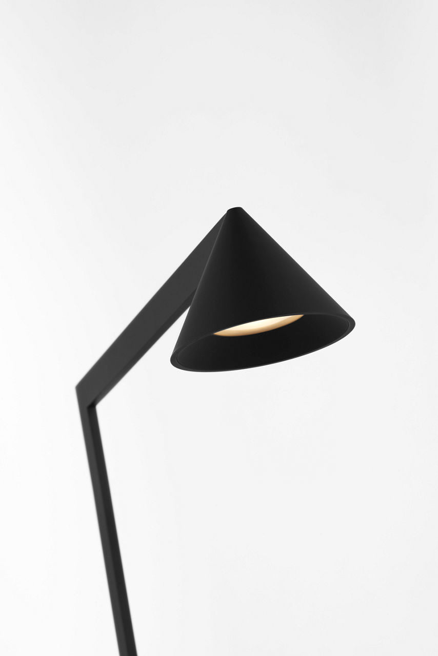Midrand 42 Floor Lamp Nightshade Black 2700K 90 CRI