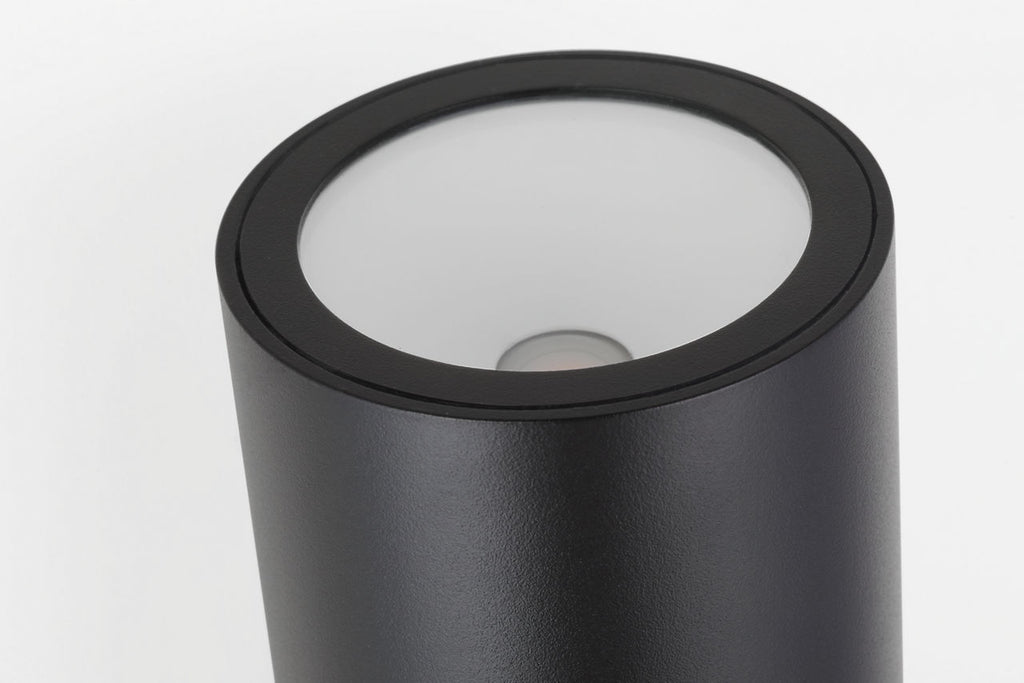 Pressa Round Large Wall Black 2700K 90 CRI