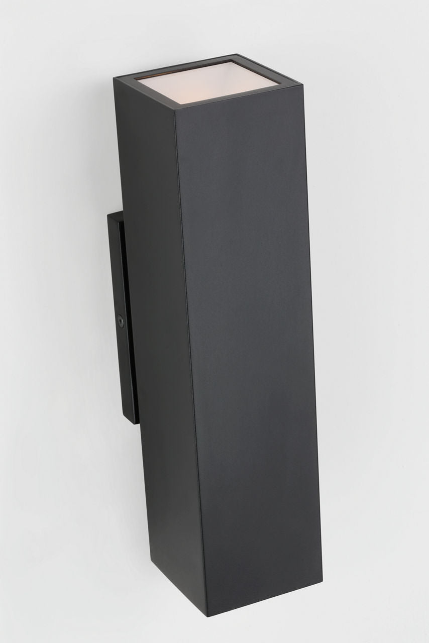 Pressa Square Medium Wall Black 2700K 90 CRI