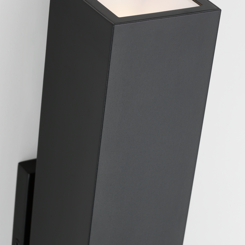 Pressa Square Large Wall Black 2700K 90 CRI