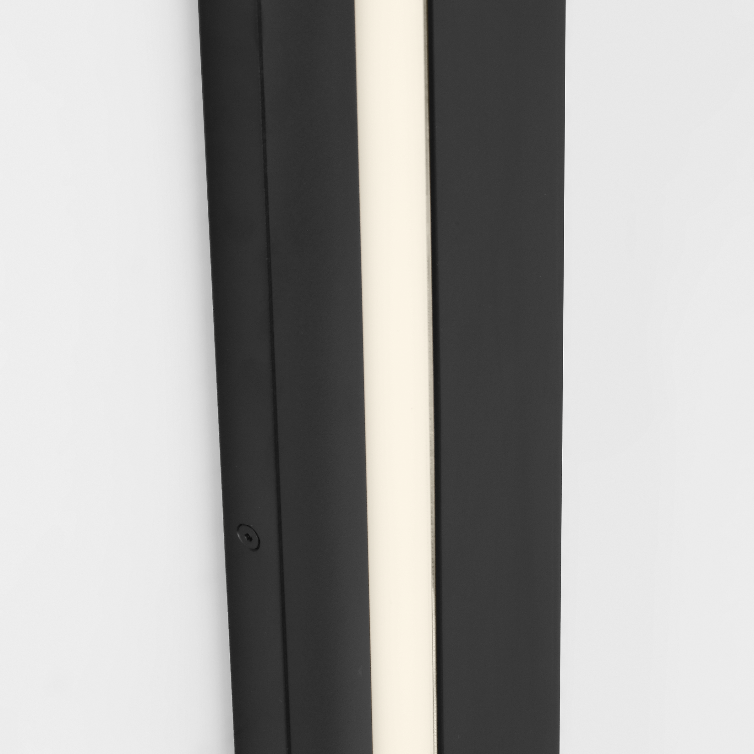 Aspen 60 Outdoor Wall Black 3000K 90 CRI