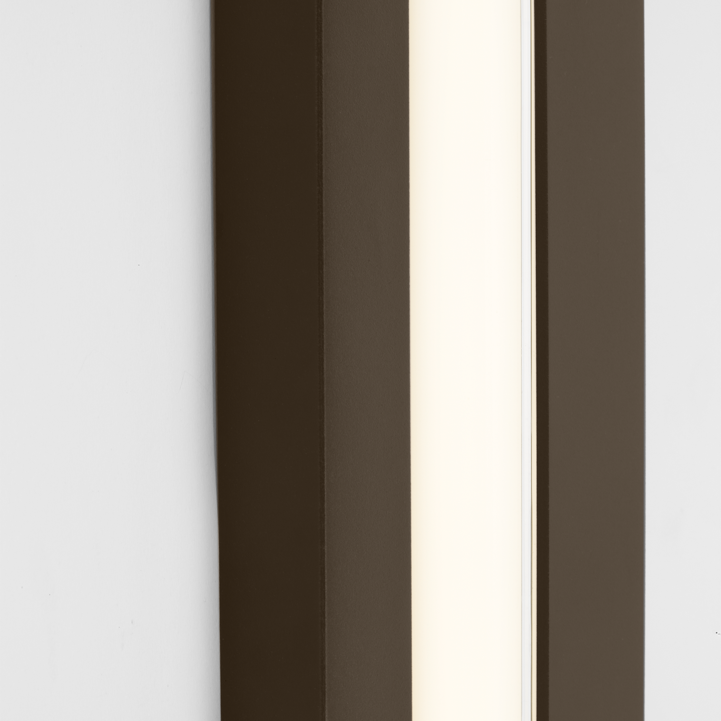 Aspen 60 Outdoor Wall outdoor Bronze 3000K 90 CRI