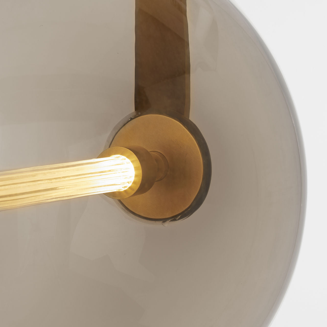 Fues Large Pendant Transparent Smoke Natural Brass 2700K 90 CRI