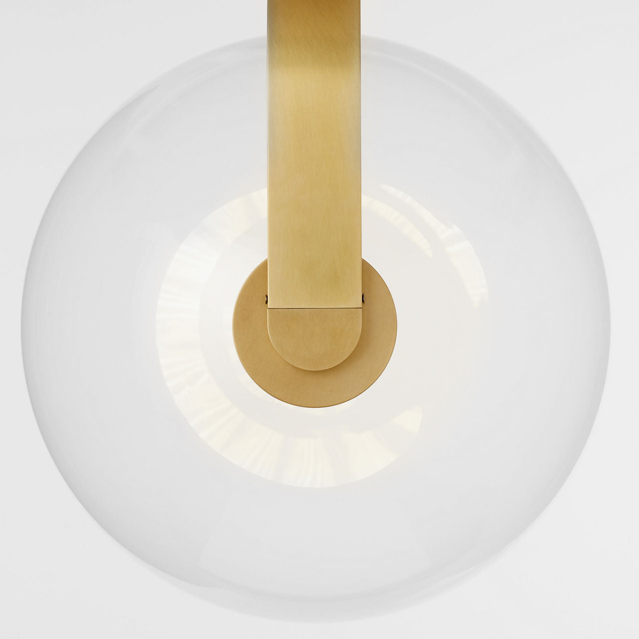 Fues Medium Pendant Clear Natural Brass 2700K 90 CRI