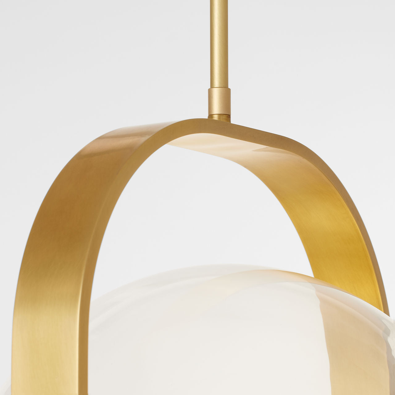 Fues Medium Pendant Clear Natural Brass 2700K 90 CRI