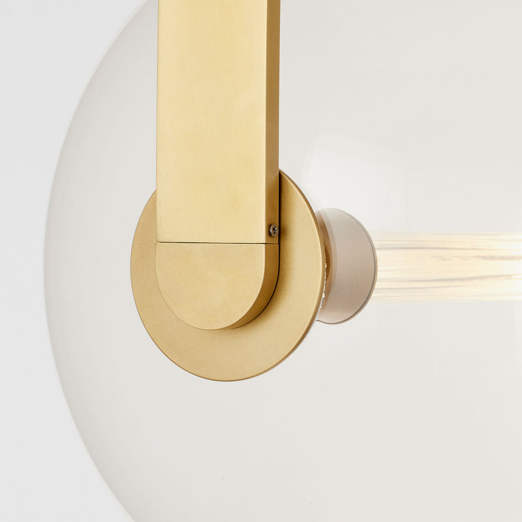 Fues Medium Pendant Clear Natural Brass 2700K 90 CRI