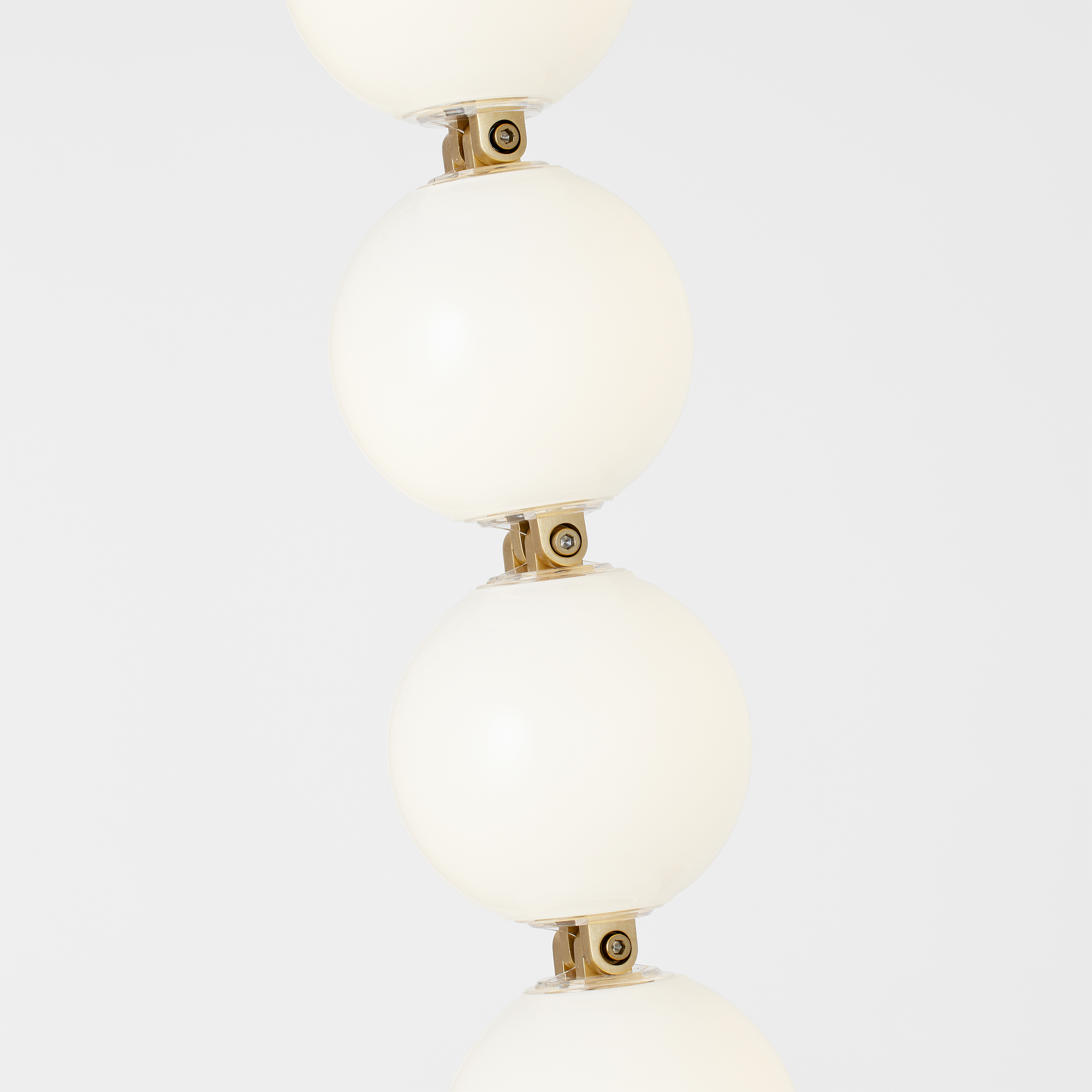 Perle 36 Pendant | Natural Brass 2700K Surface 120V-277V Universal