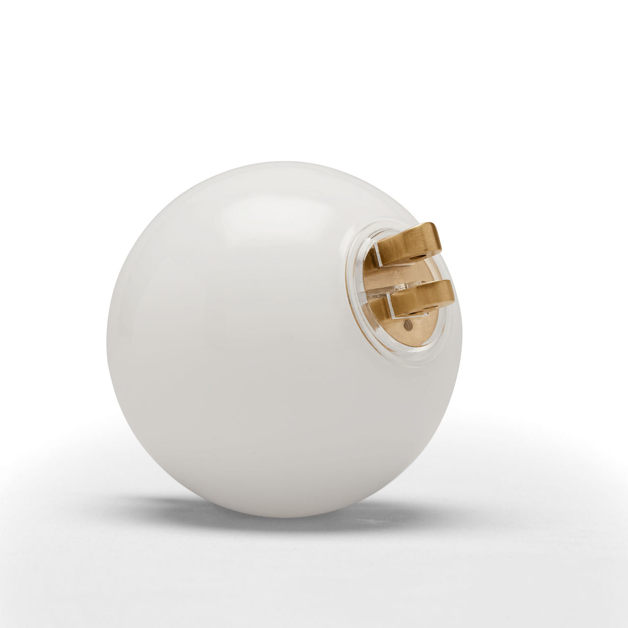Perle 48 Pendant | Natural Brass 2700K Surface 120V-277V Universal