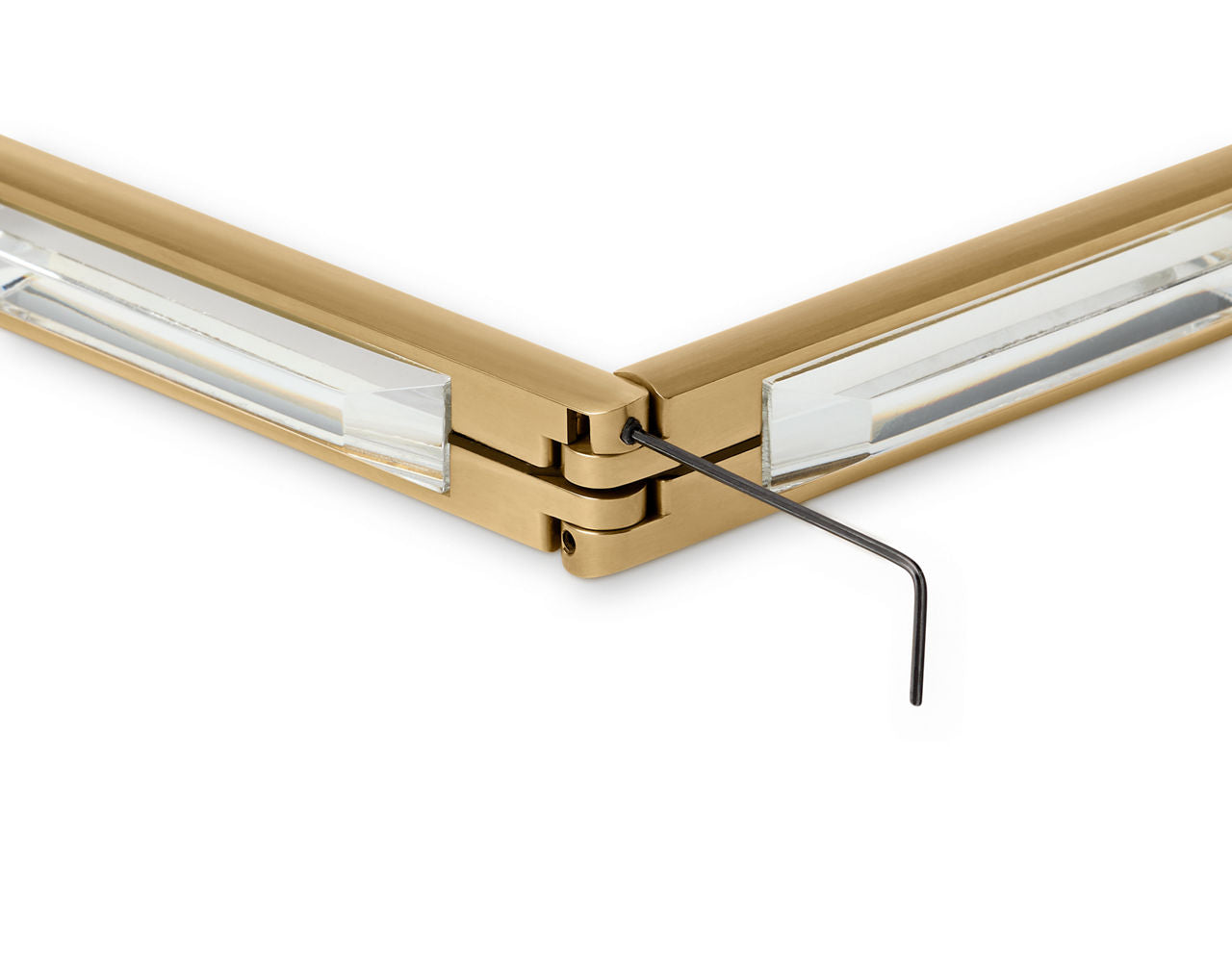 Catena 26 Pendant | Hand-Rubbed Antique Brass 3000K Surface 120V-277V Universal