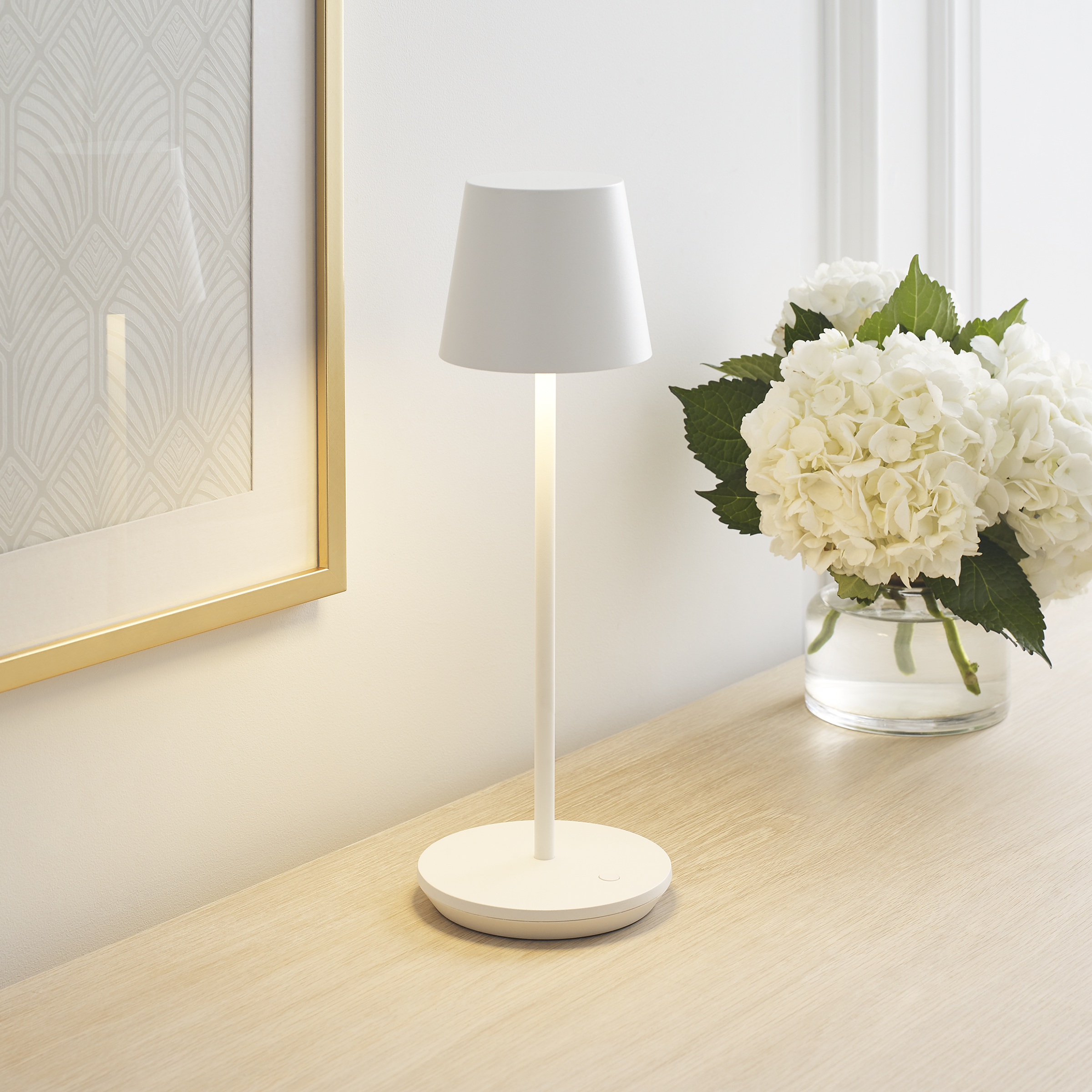 Nevis Accent Rechargeable Table Lamp matte White 2700K 90 CRI wall charger included