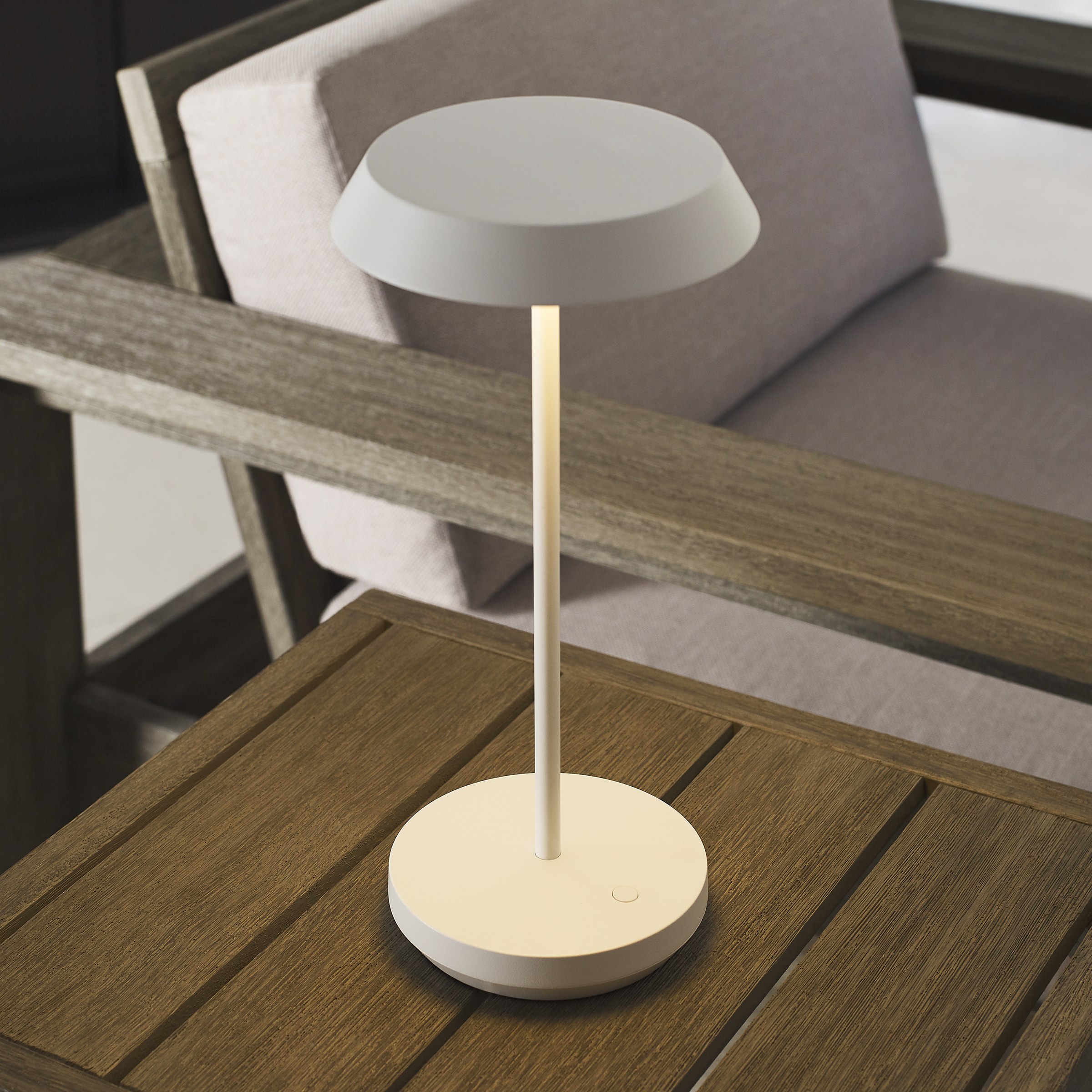 Tepa Accent Rechargeable Table Lamp matte White 2700K 90 CRI wall charger included