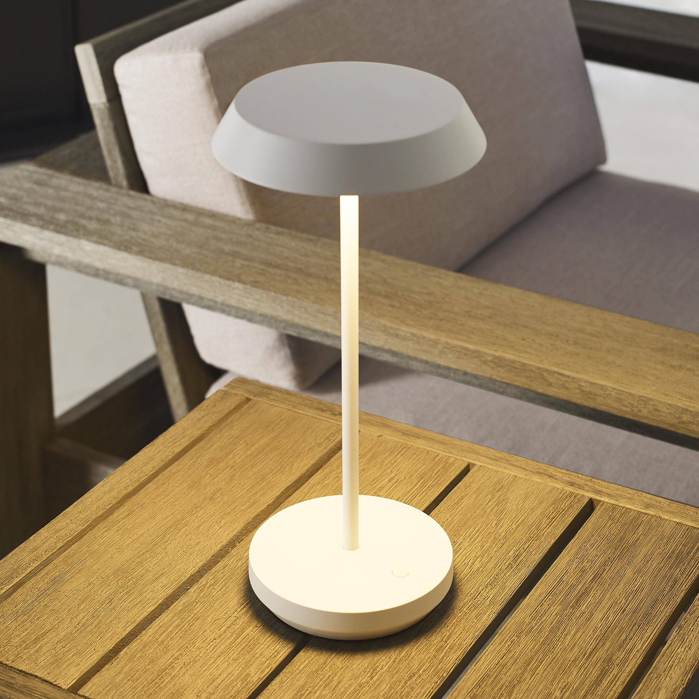 Tepa Accent Rechargeable Table Lamp matte White 2700K 90 CRI wall charger included
