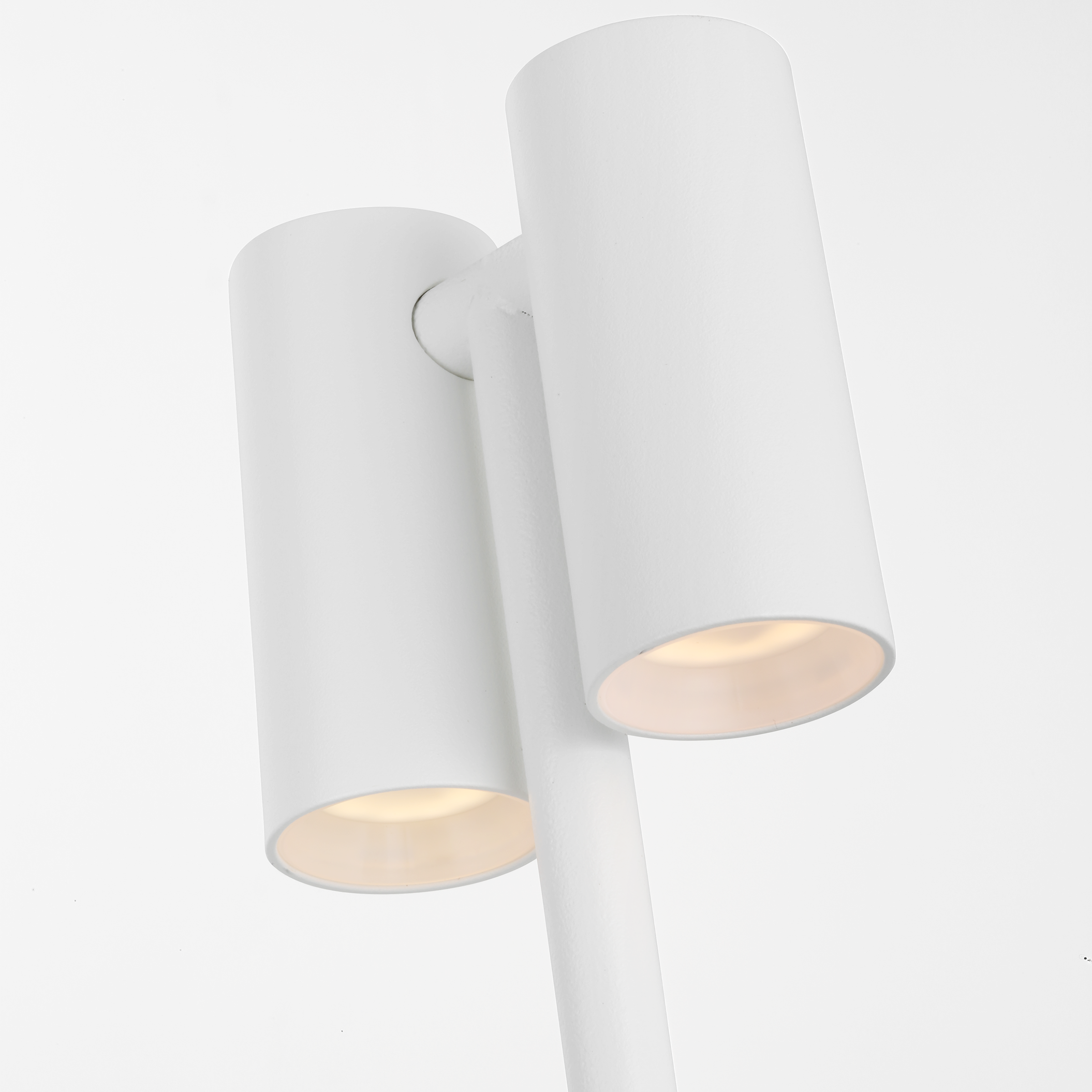 Doppia Accent Rechargeable Table Lamp matte White 2700K 90 CRI wall charger included