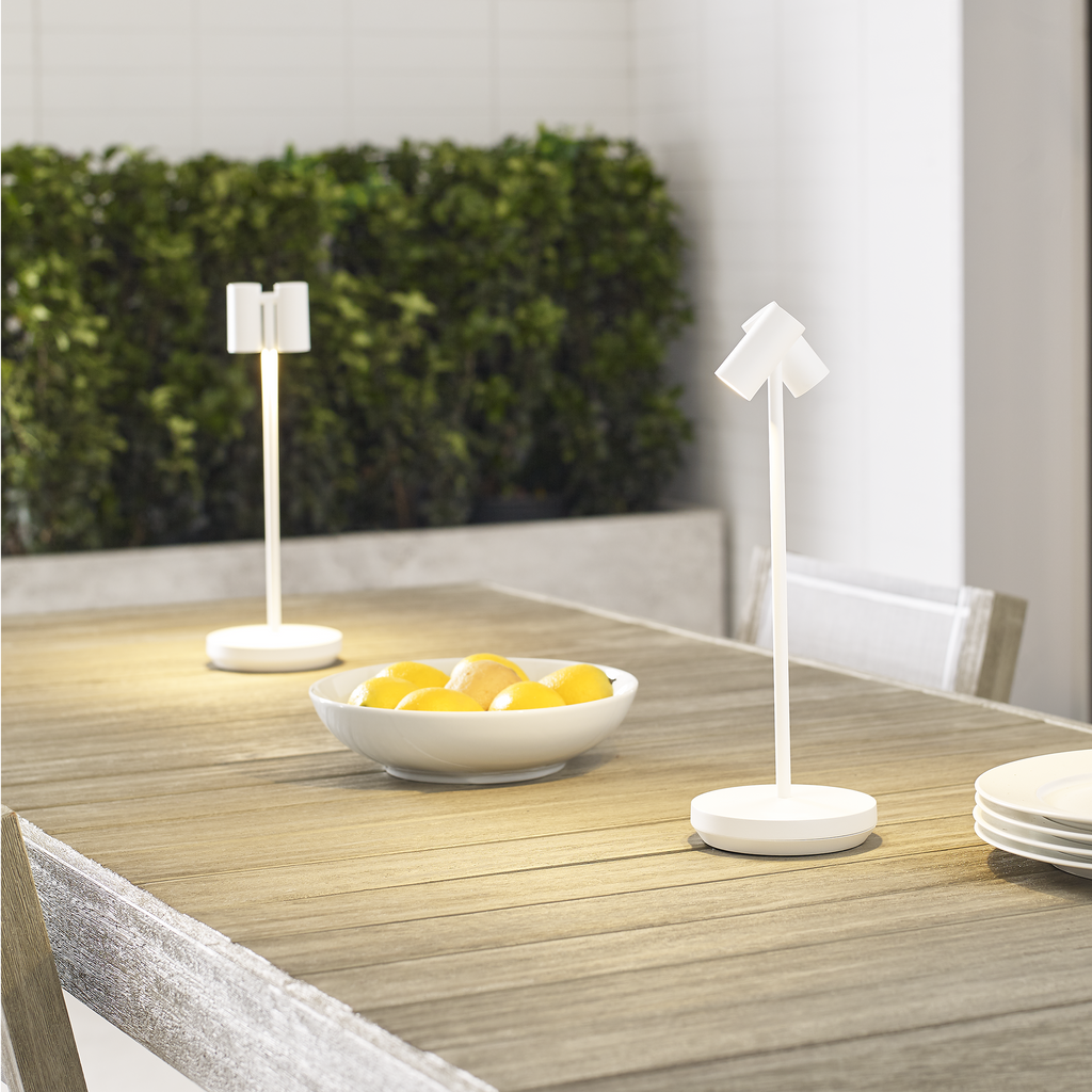 Doppia Accent Rechargeable Table Lamp matte White 2700K 90 CRI wall charger included
