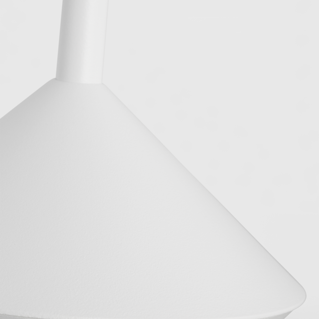 Moneta Accent Rechargeable Table Lamp matte White 2700K 90 CRI wall charger included