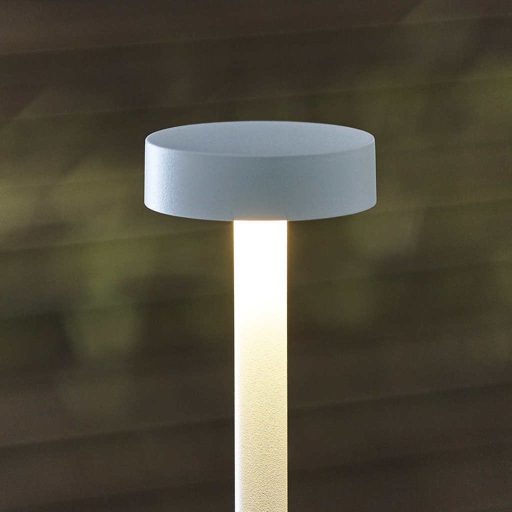 Moneta Accent Rechargeable Table Lamp matte White 2700K 90 CRI wall charger included