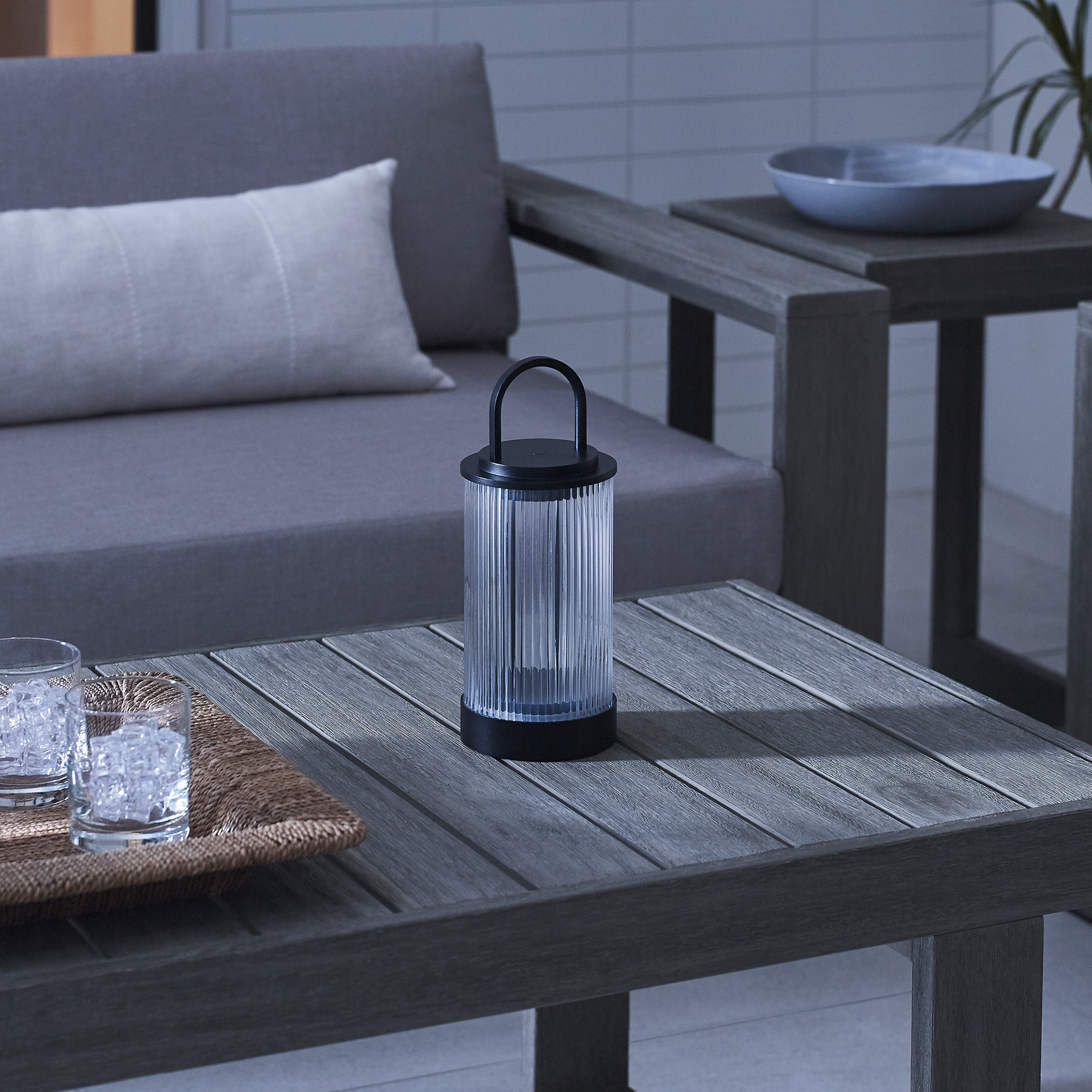 Tawa Accent Rechargeable Table Lamp Black 2700K 90 CRI wall charger included