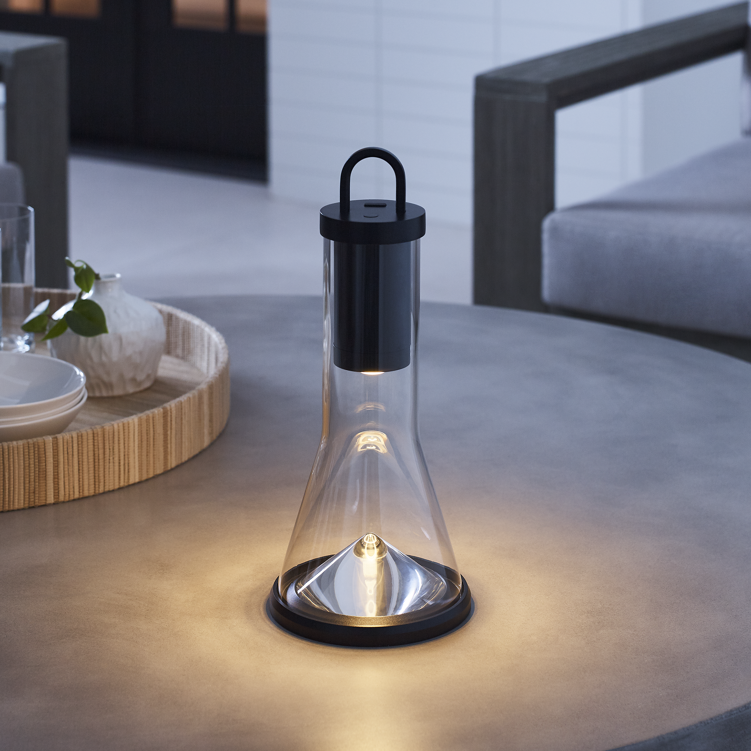 Kandella Accent Rechargeable Table Lamp Black 2700K 90 CRI wall charger included