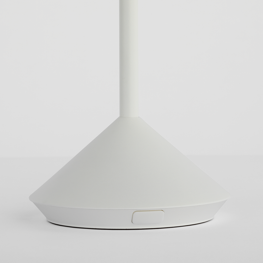 Moneta Short Accent Rechargeable Table Lamp Matte White 2700K 90 CRI