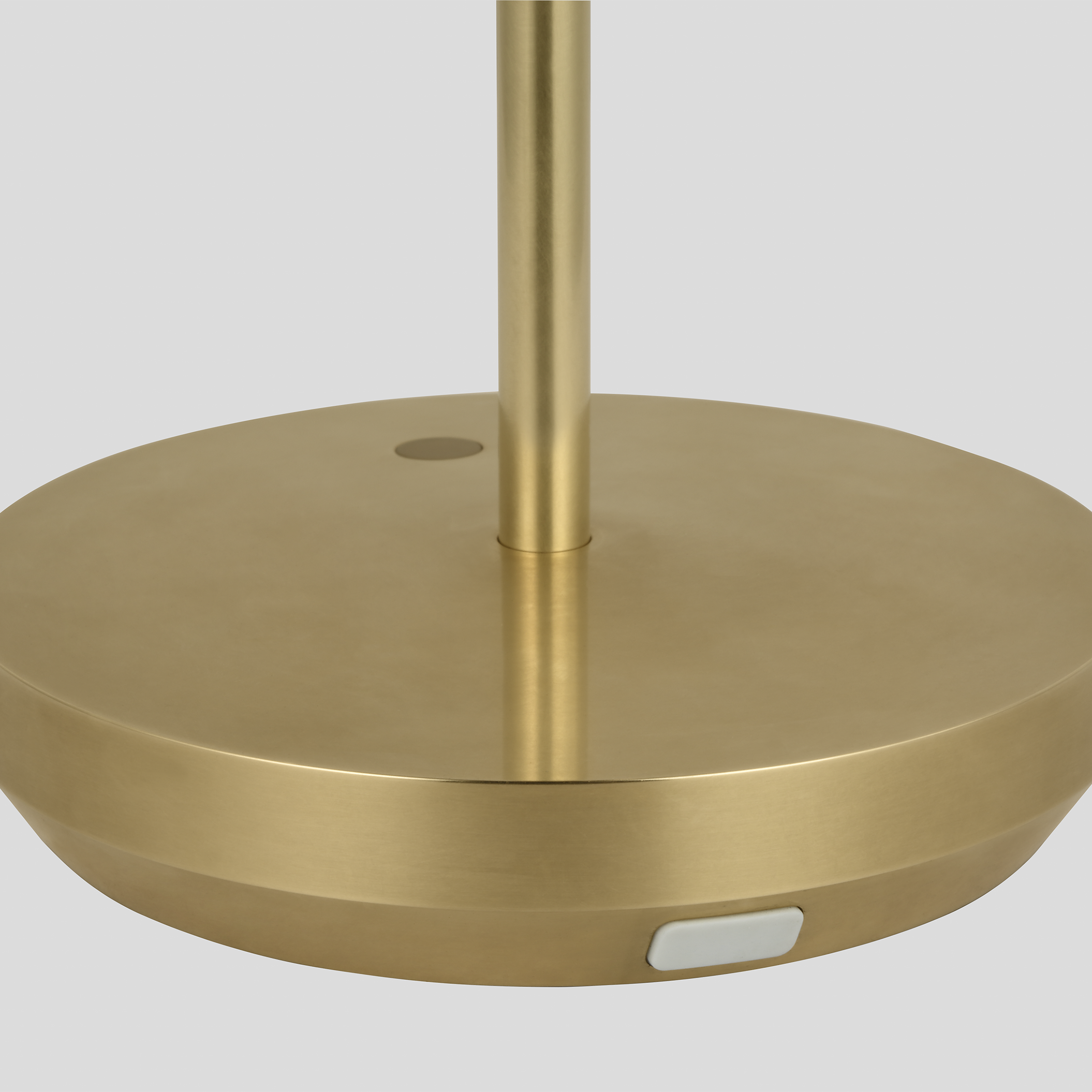Doppia Short Accent Rechargeable Table Lamp Hand Rubbed Antique Brass 2700K 90 CRI