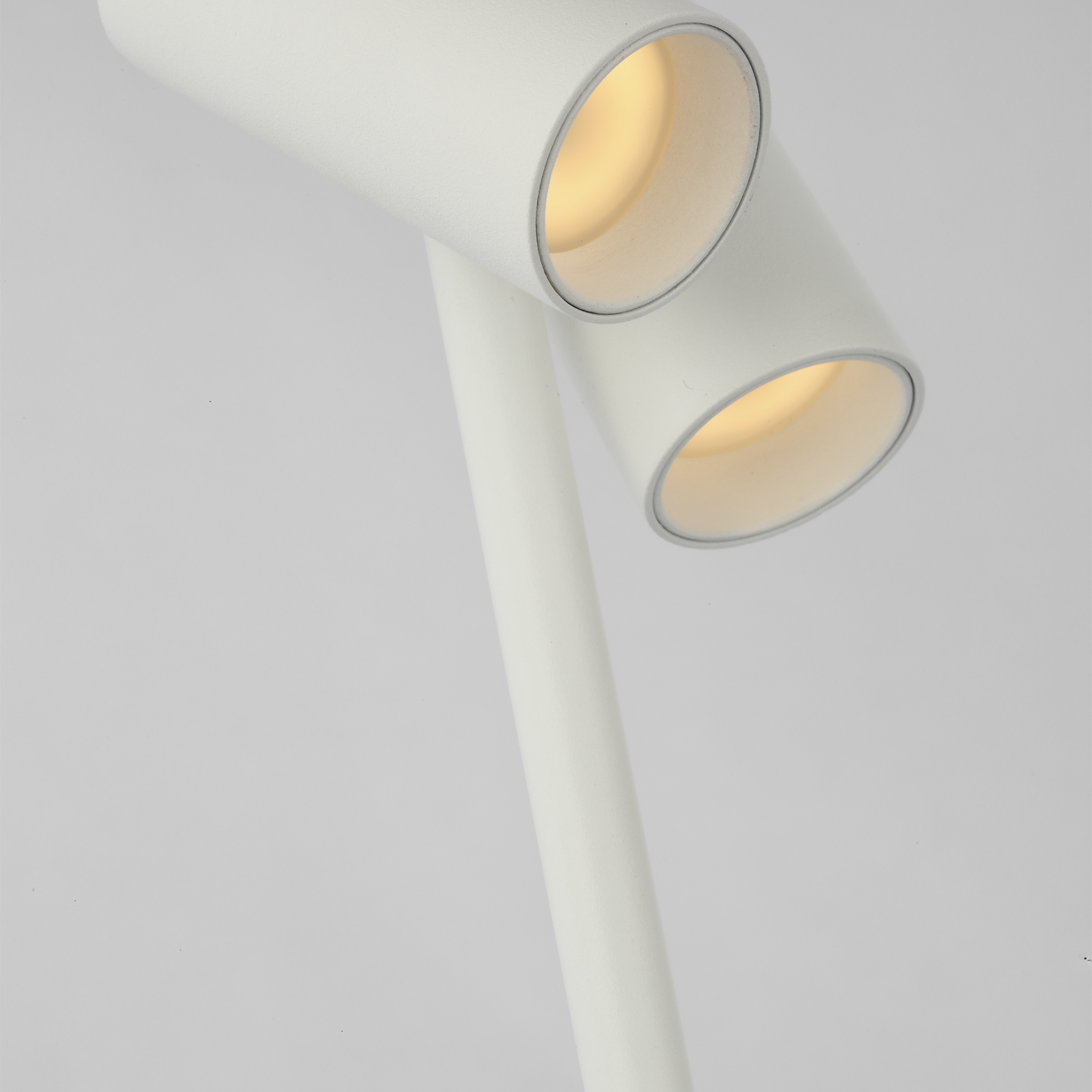 Doppia Short Accent Rechargeable Table Lamp Matte White 2700K 90 CRI