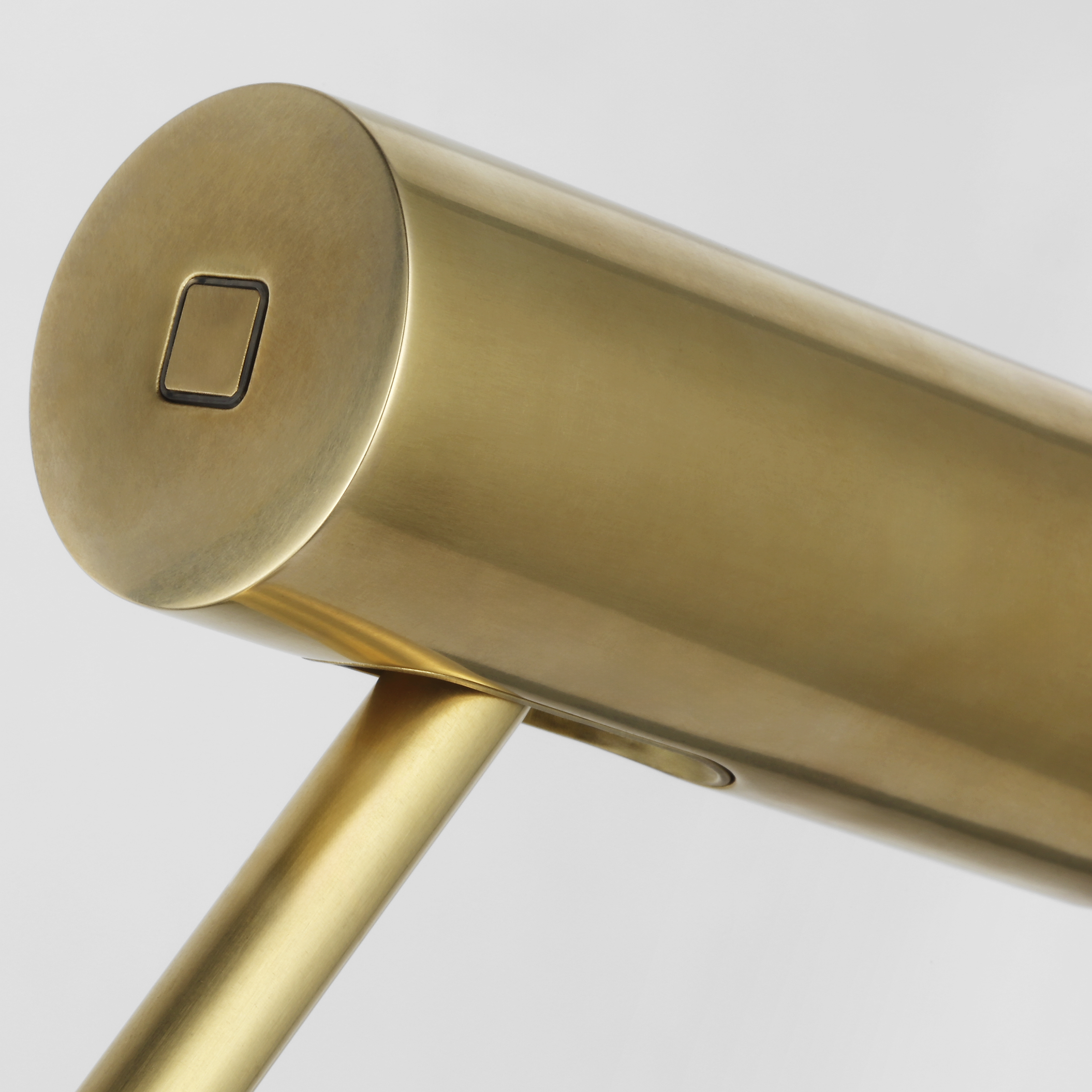 Ponte X-Large Table Lamp hand rubbed antique brass 3000K 90 CRI