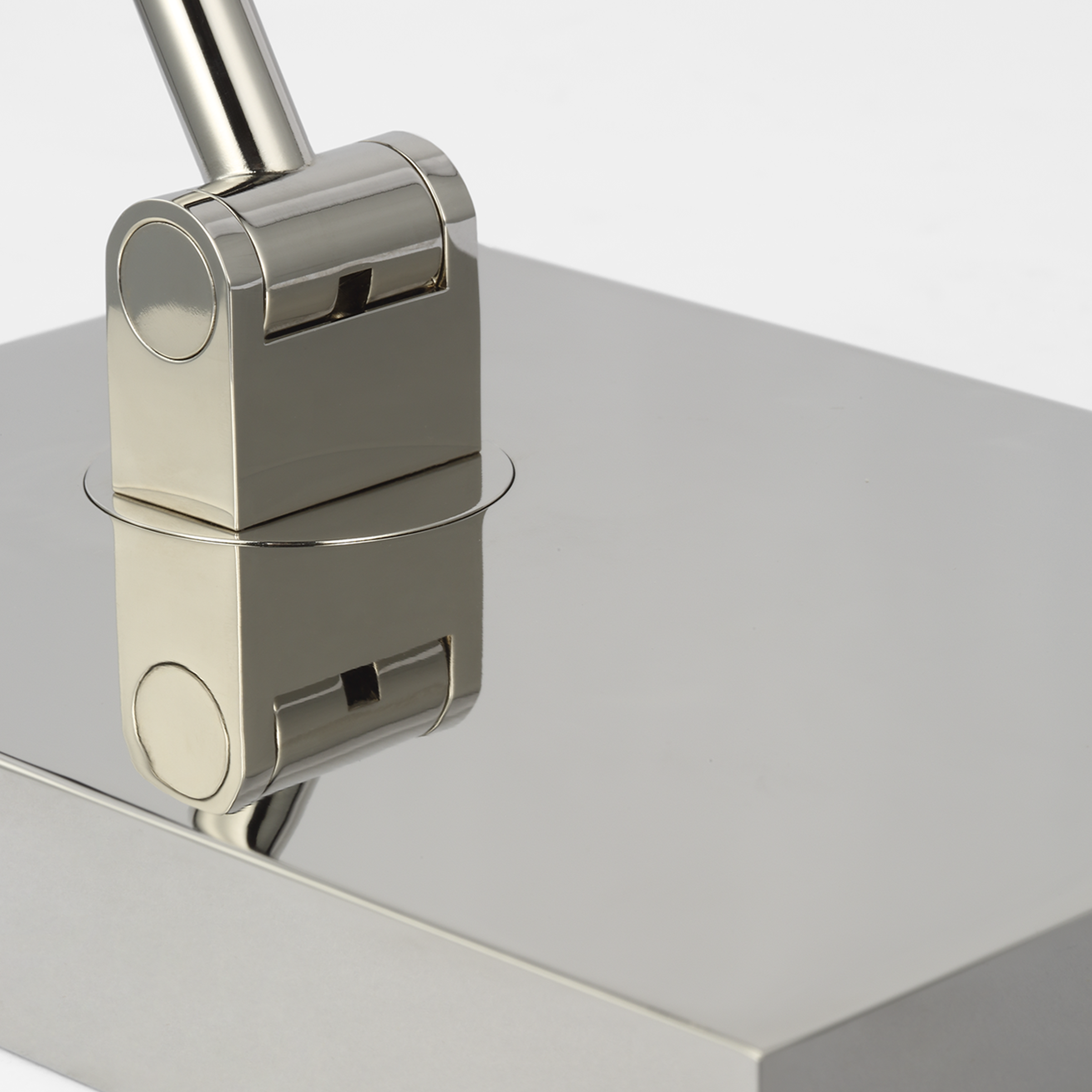 Ponte X-Large Table Lamp polished nickel 3000K 90 CRI