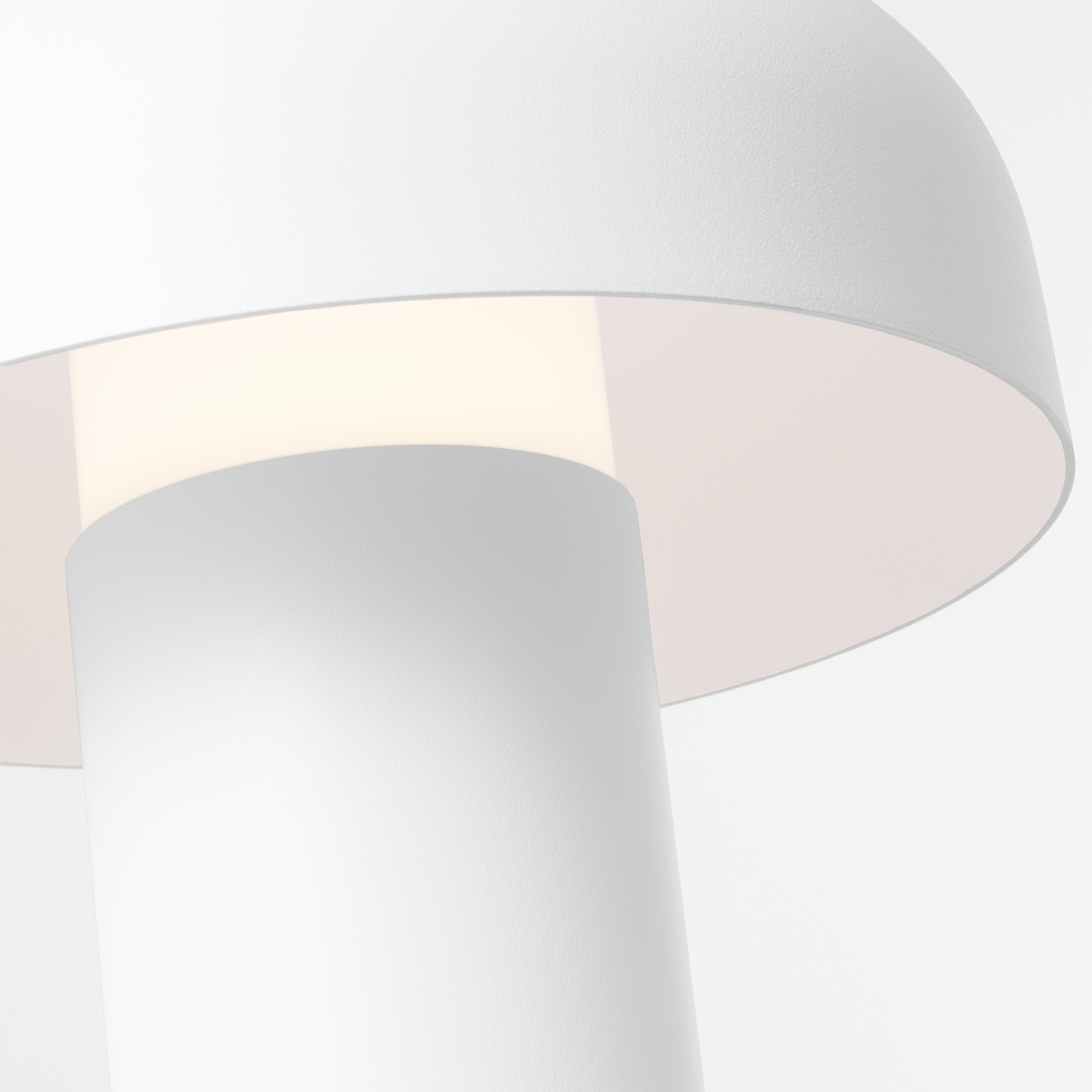 Louver 9 Rechargeable Table Lamp | Matte White 2700K 90 CRI