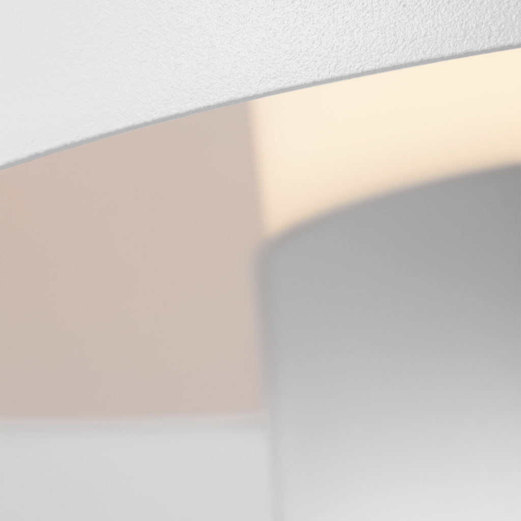 Louver 9 Rechargeable Table Lamp | Matte White 2700K 90 CRI