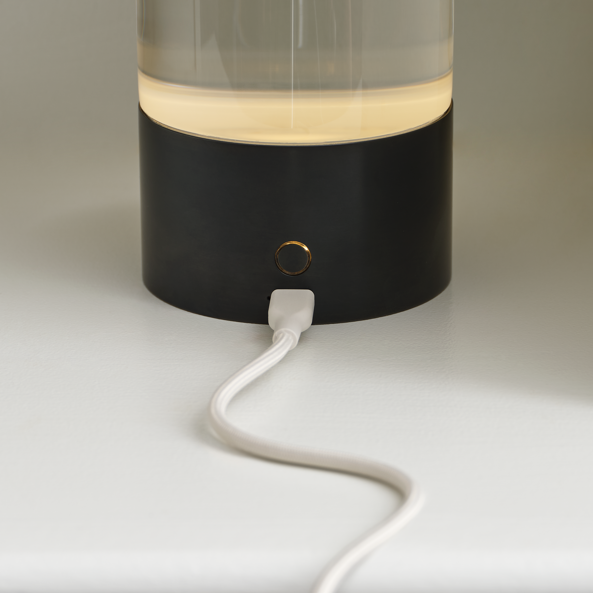 Caspe 8 Rechargeable Table Lamp Bronze 2700K 90 CRI