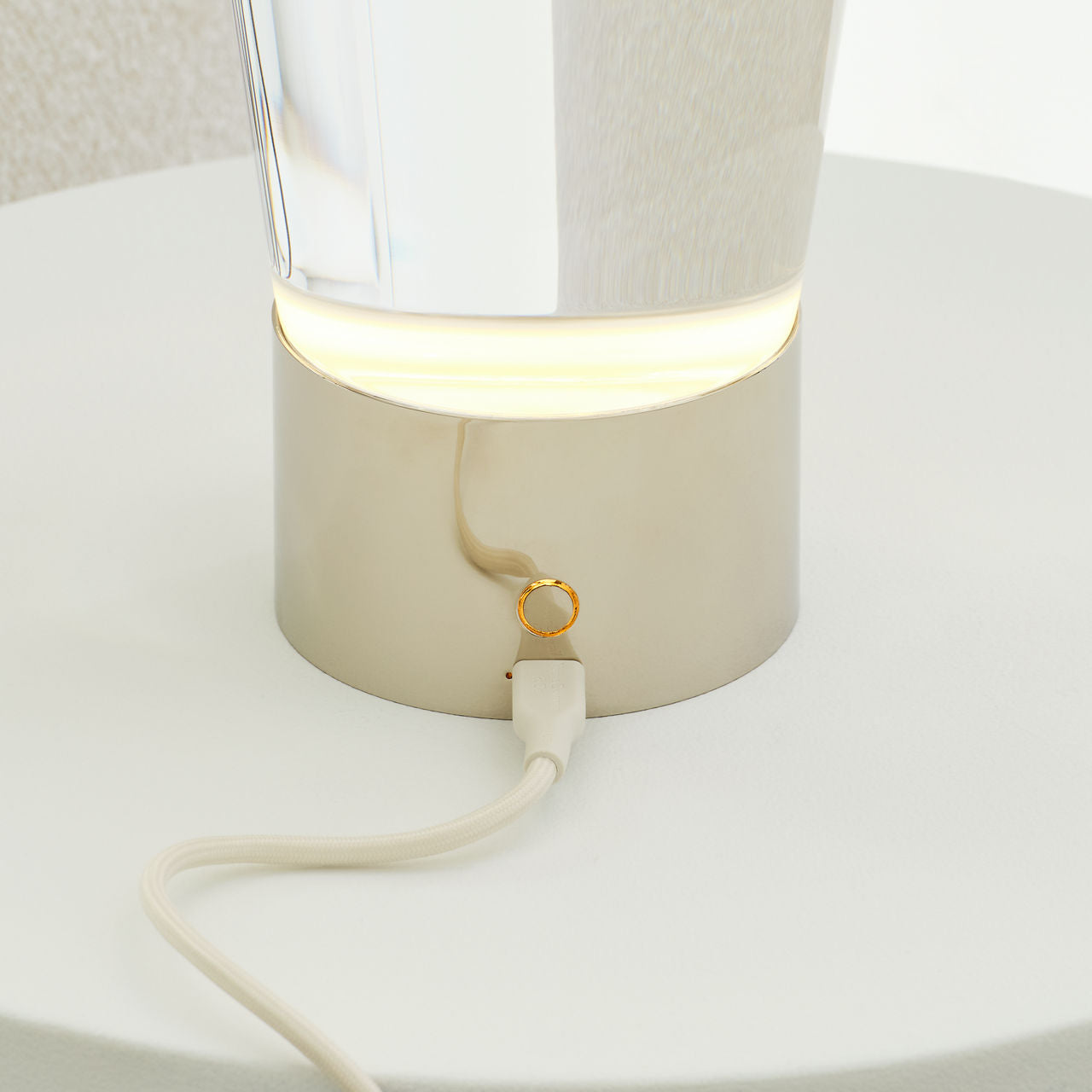Caspe 8 Rechargeable Table Lamp polished nickel 2700K 90 CRI