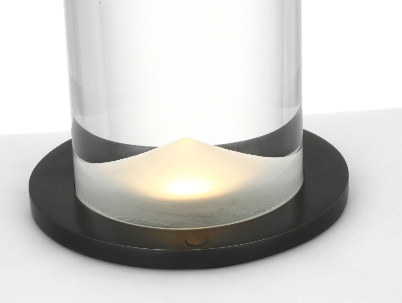 Beryl 17 Tapered Table Lamp Bronze 2700K 90 CRI