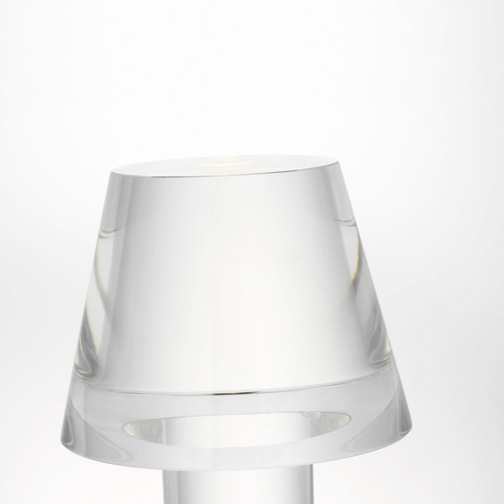 Beryl 17 Tapered Table Lamp hand-rubbed antique brass 2700K 90 CRI