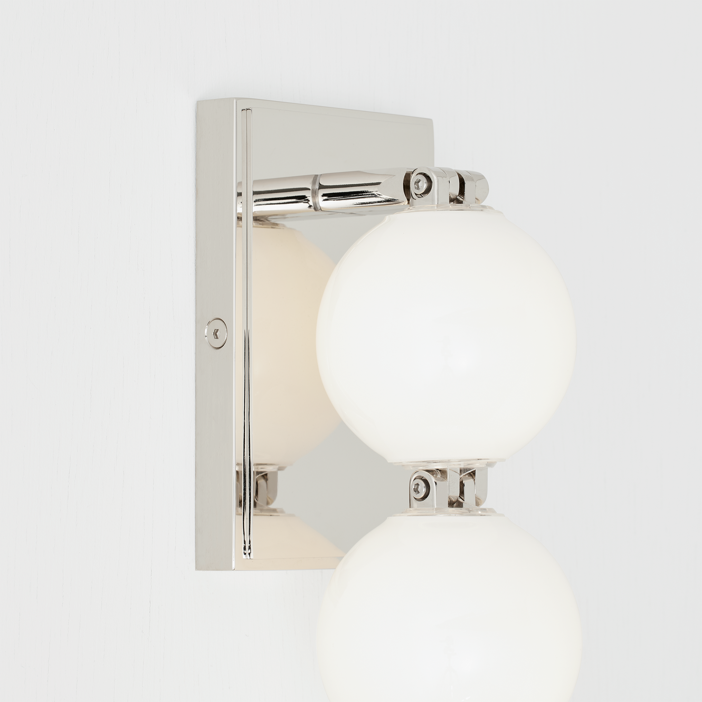 Perle 15 Sconce polished nickel 2700K 90 CRI