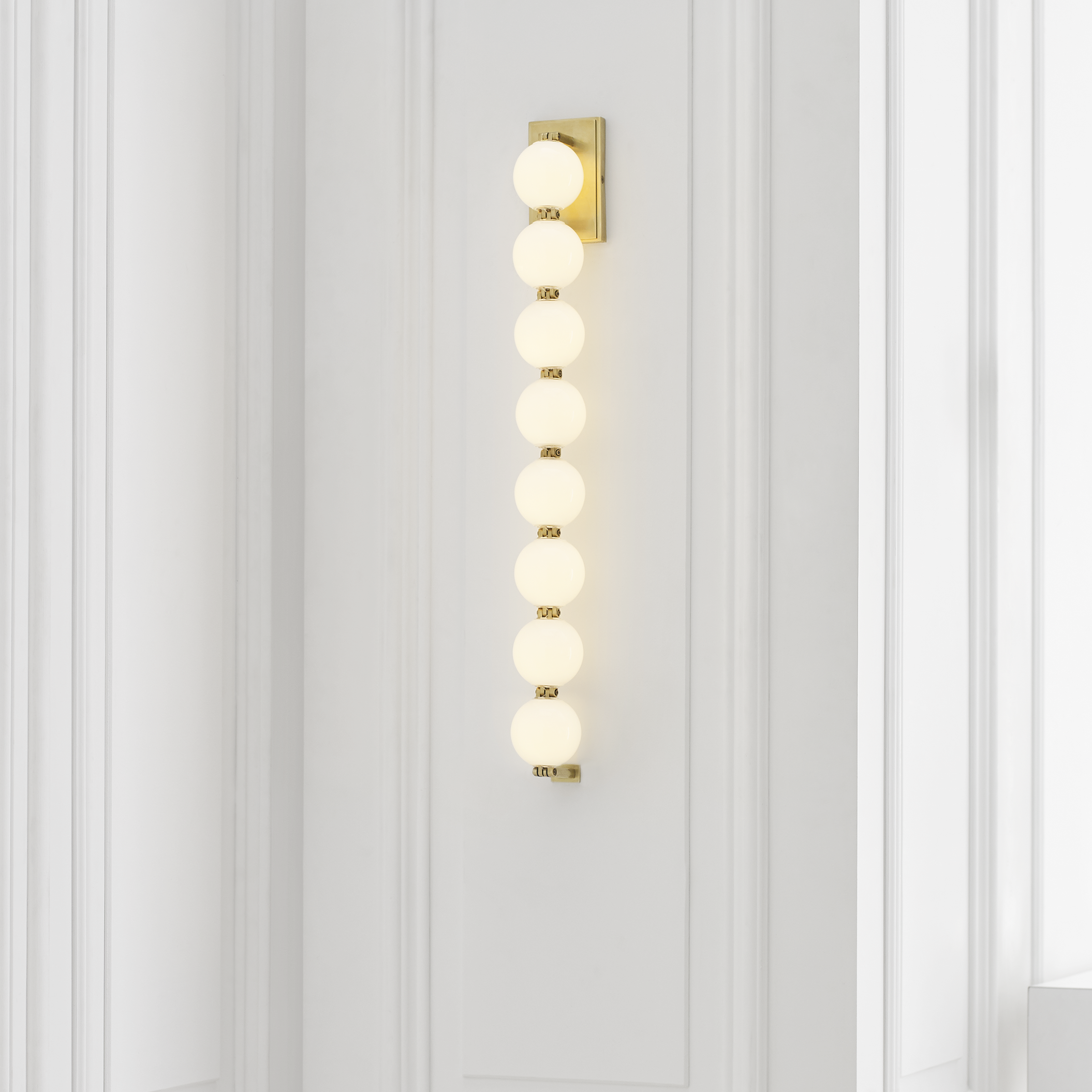 Perle 28 Sconce Natural Brass 2700K 90 CRI