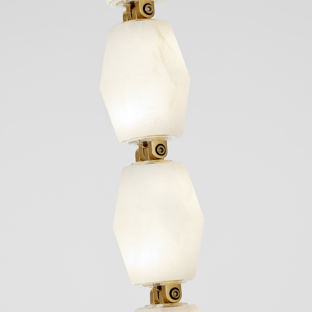 Collier Alabaster 28 Sconce | Hand-Rubbed Antique Brass 2700K