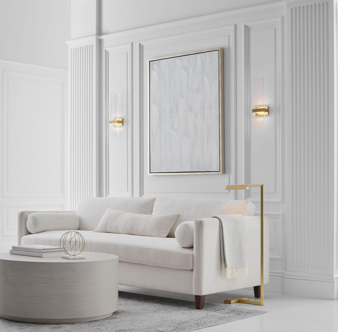 Flyta Medium Sconce Clear Natural Brass 2700K 90 CRI