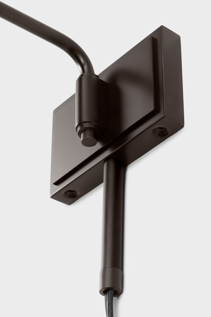 Hull 18" Picture Light Aged Iron
