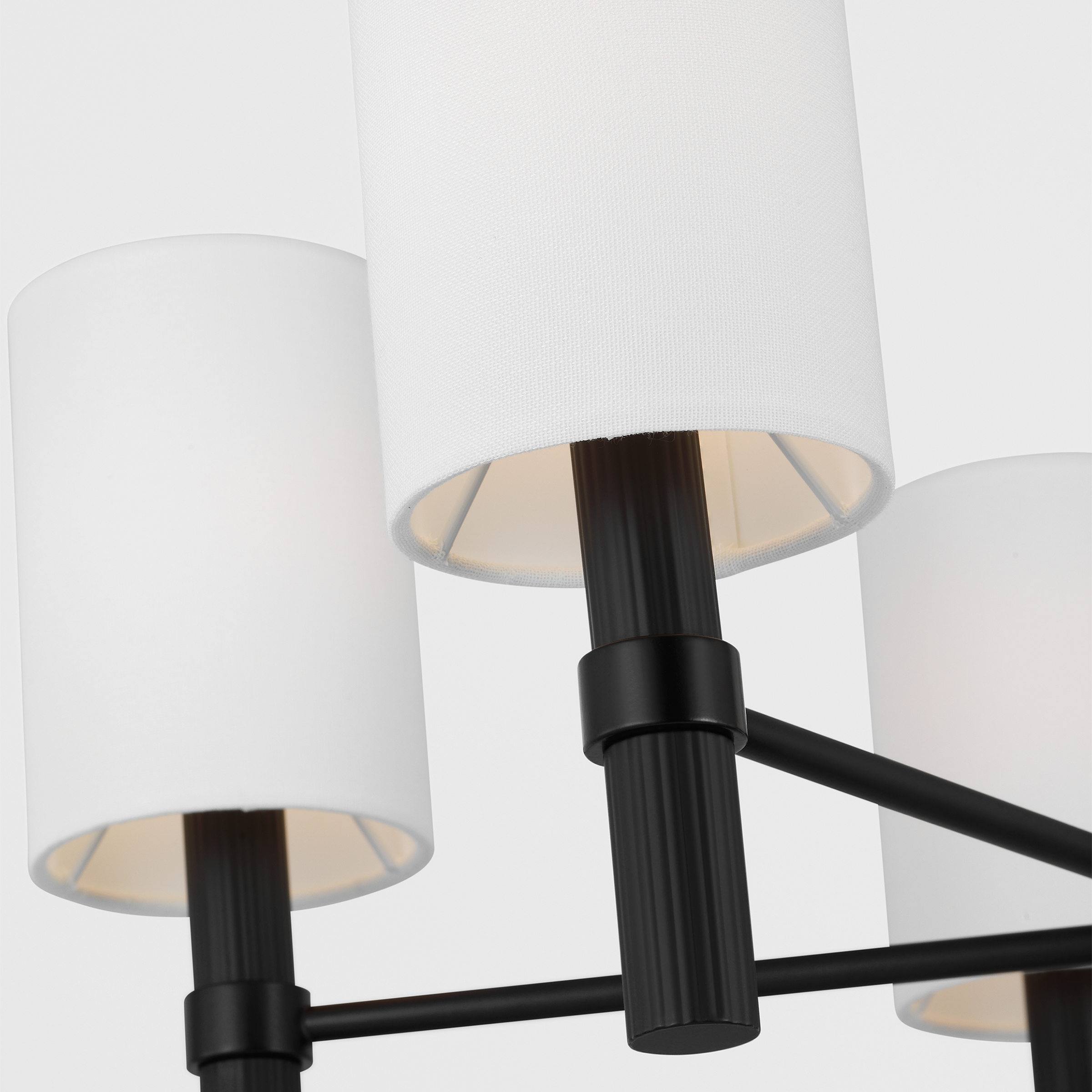 Manor Medium Chandelier Midnight Black
