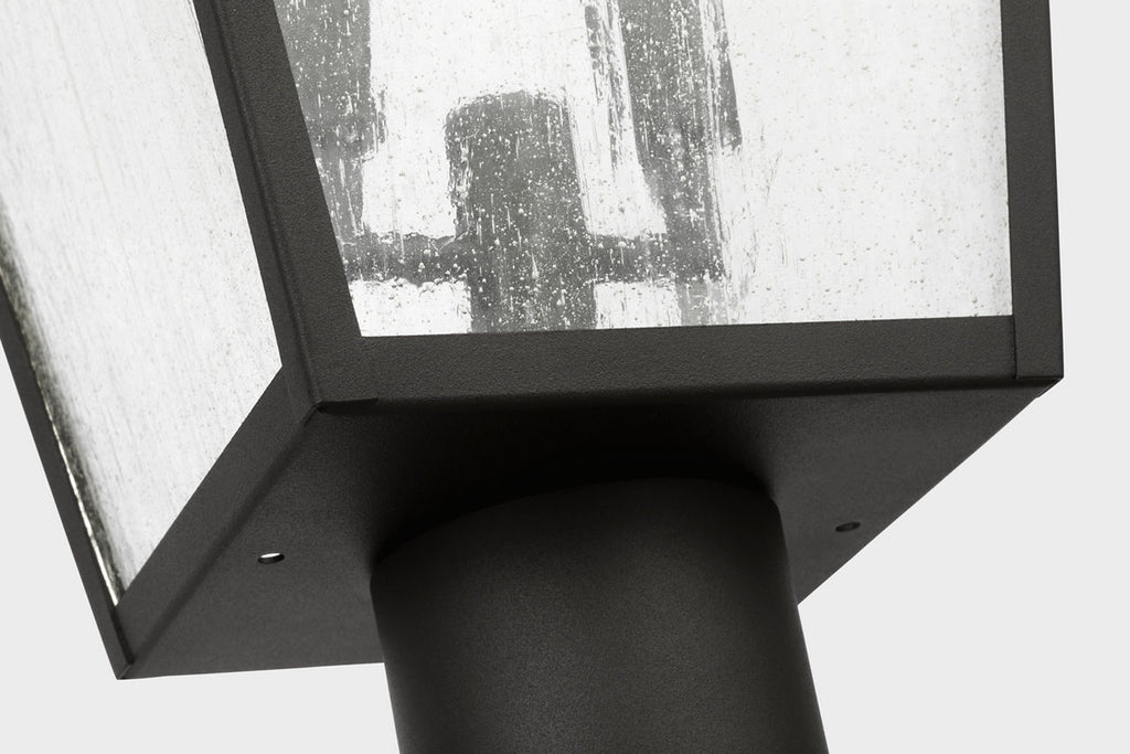 Kennewick Medium Post Textured Black