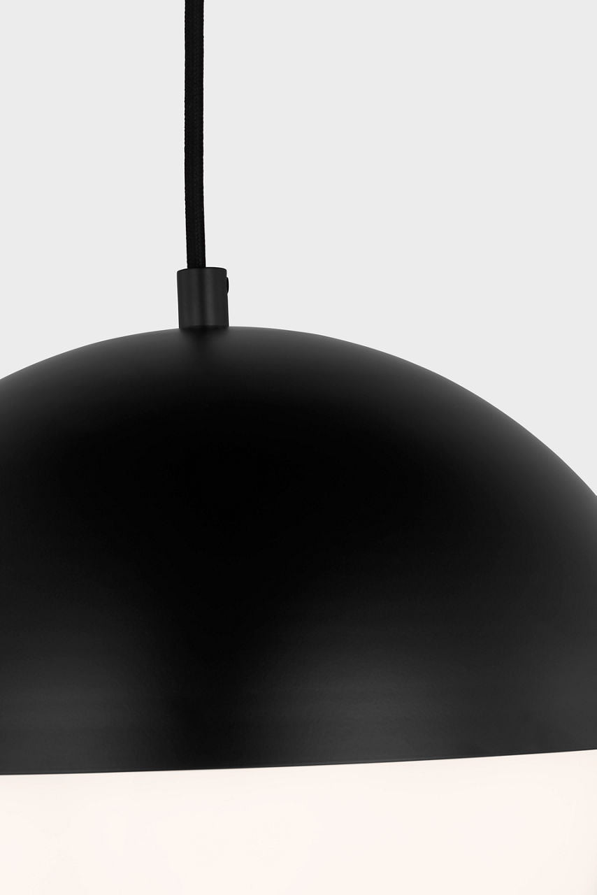 Hyde Medium Pendant Midnight Black