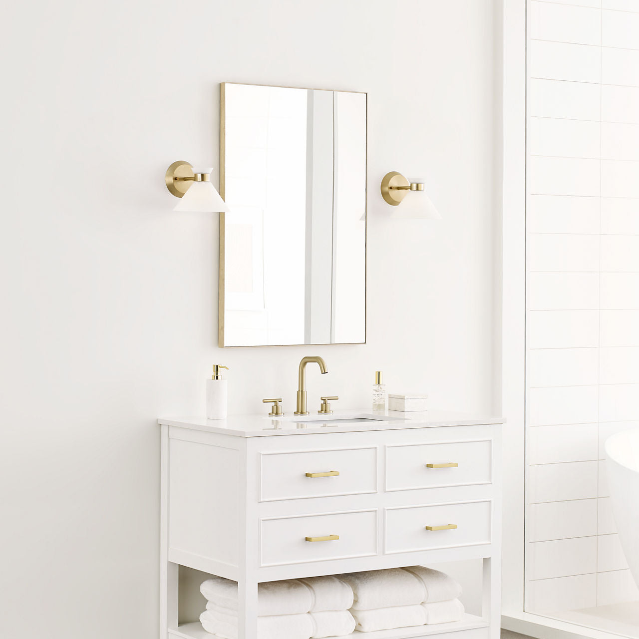 Belcarra Small Sconce Satin Brass