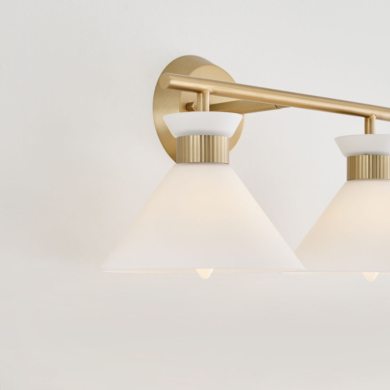 Belcarra 2 - Light Vanity Satin Brass